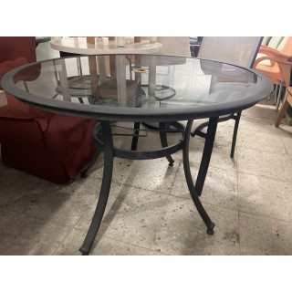 mesa de jardín y 2 sillas